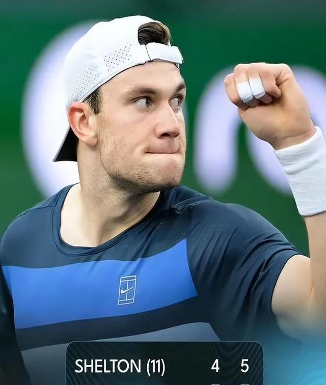 临危不惧逆转比分，球队展现勇气的简单介绍