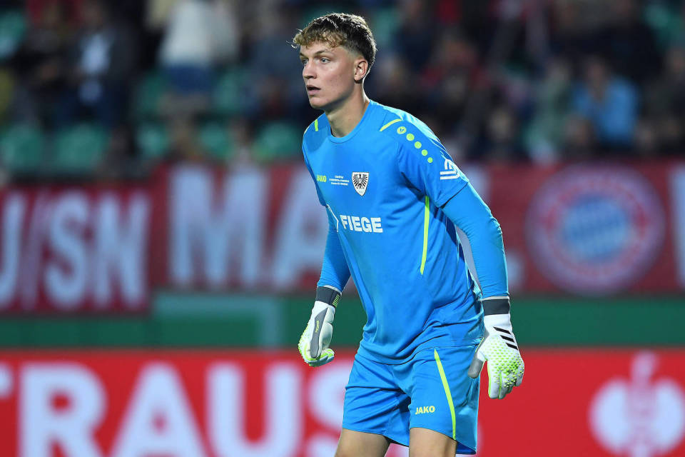 关于汉诺威主场大胜,暂时摆脱降级区压力的信息 关于汉诺威主场大胜,暂时摆脱降级区压力的信息