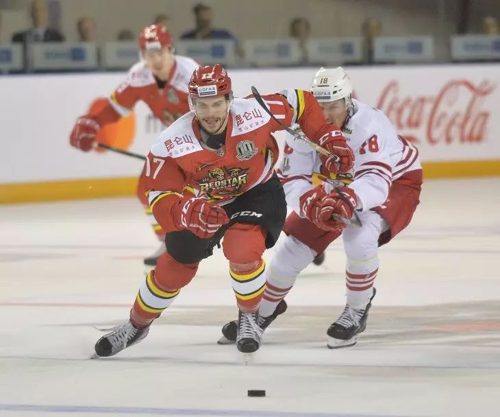 巨人锋线强势压制，率队赢得胜利的简单介绍