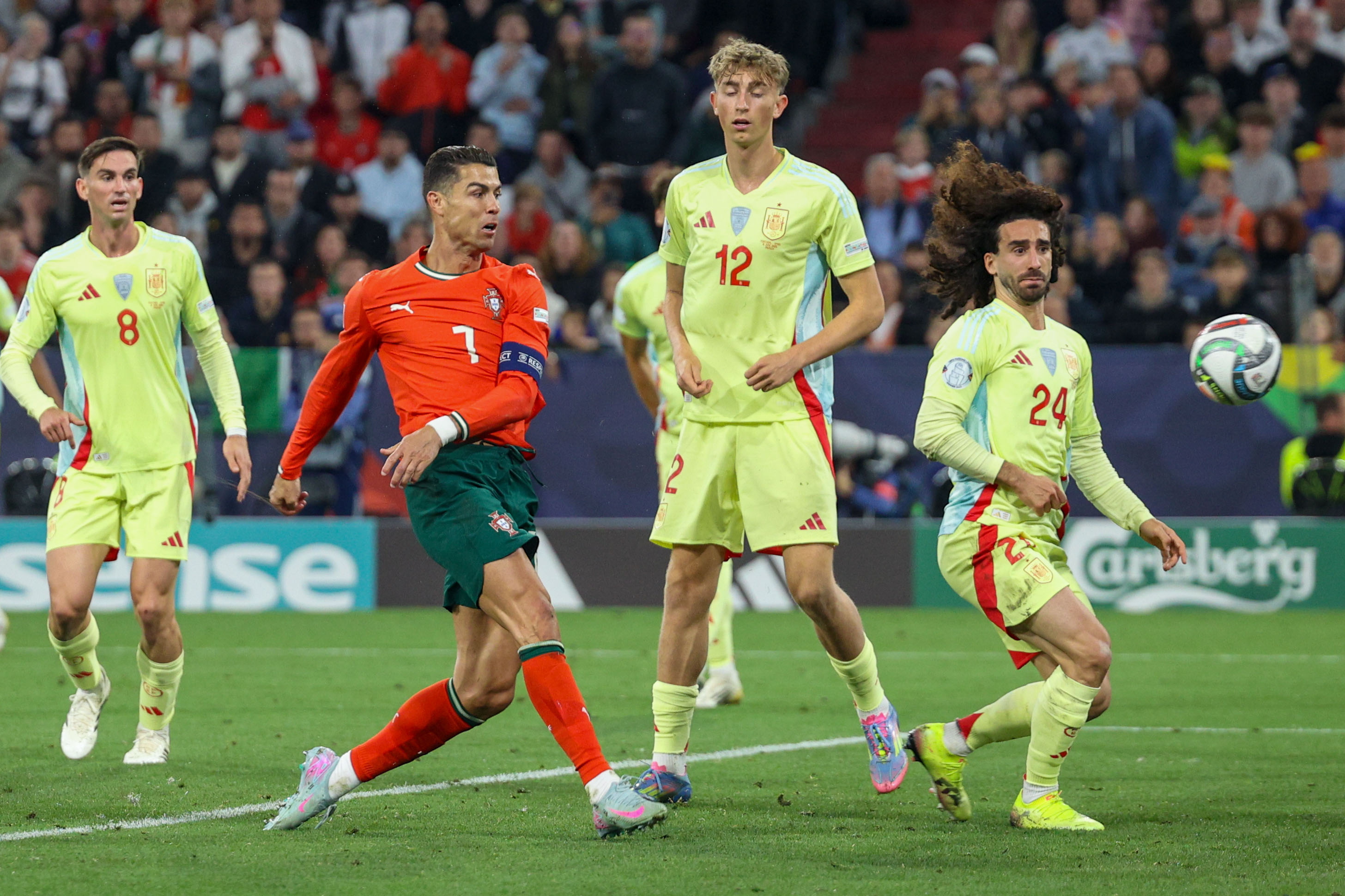 葡萄牙大胜泰国，欧洲杯小组赛胜利