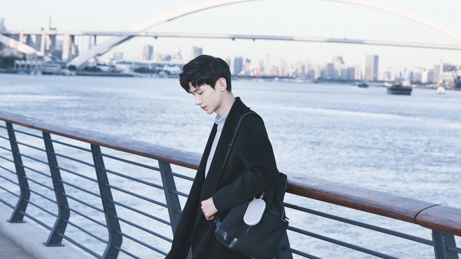 全球篮球的同一血脉与多元表达，从黄蜂险胜奇才到东契奇西甲德比接管比赛