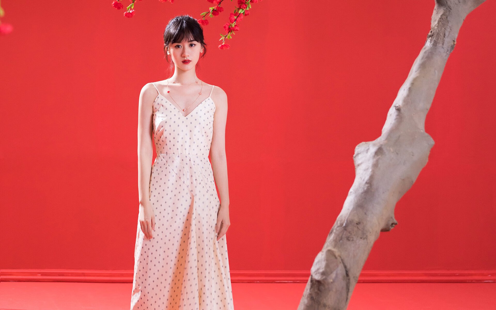 神话与沙漠的对决，本泽马一箭穿心，希腊带走马里