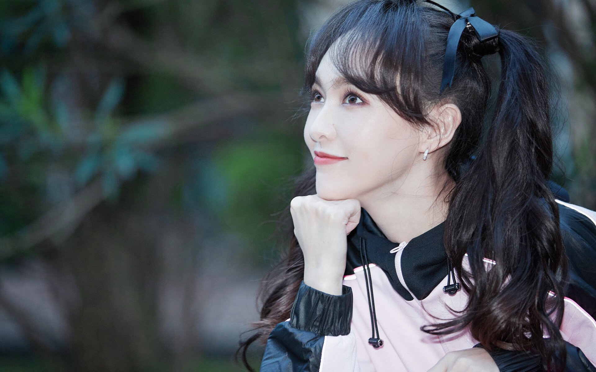 英超争冠焦点战引爆激情，英格兰淘汰罗马铸就欧战辉煌