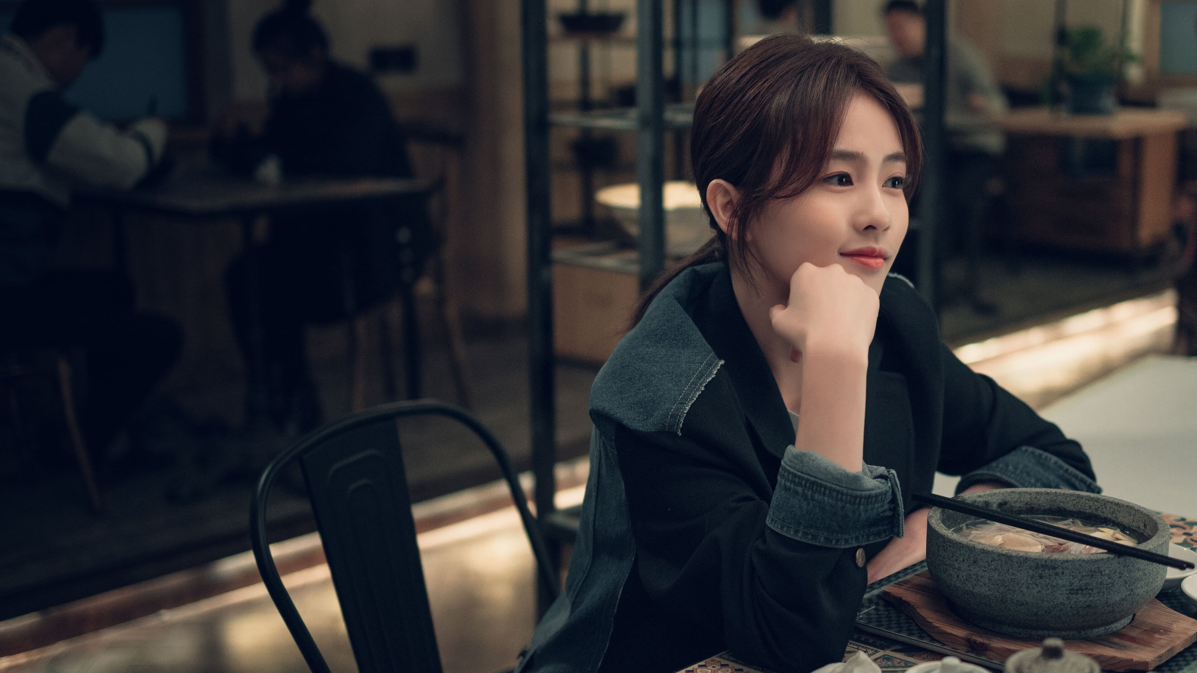 铁血拜仁扼杀墨西哥风暴，意式利刃基耶萨上演压制美学