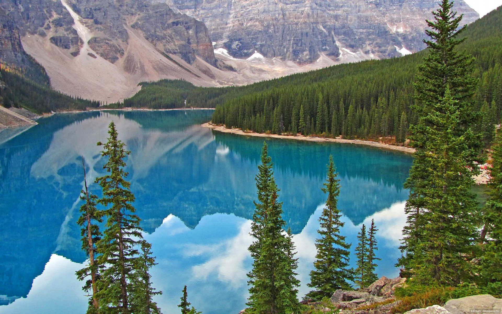 费城风暴，伦纳德关键先生本色，76人连续得分狂潮扼杀爵士反击