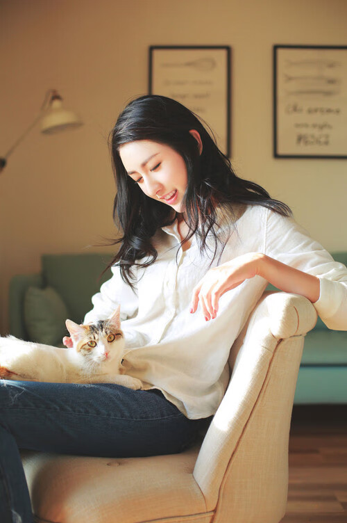 费城风暴，伦纳德关键先生本色，76人连续得分狂潮扼杀爵士反击